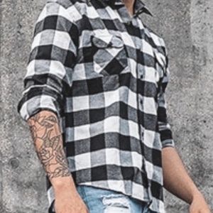 NEW-Mens Pocket side
Gingham Button down shirt